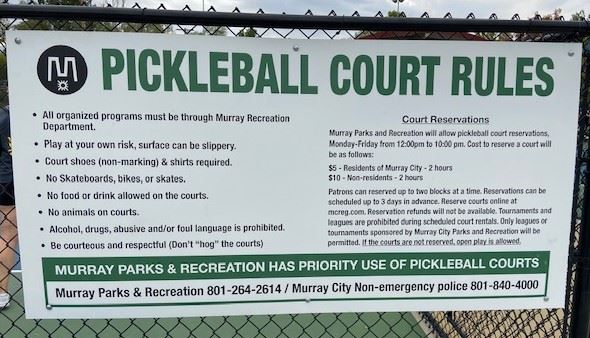 Pickleball courts sign 2